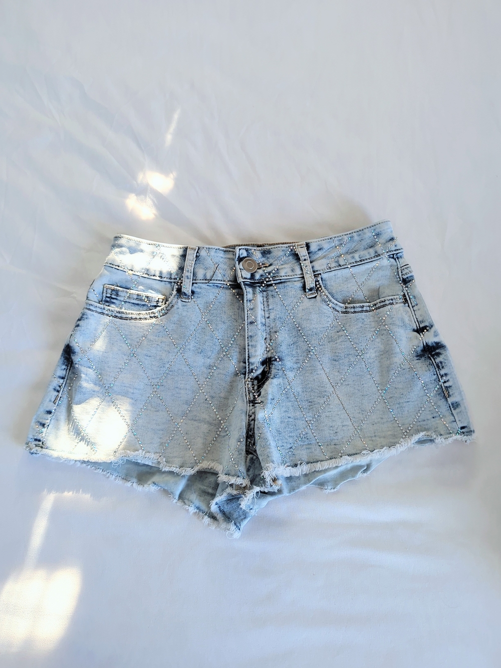 Light Wash Denim Shorts with Diamond Stitching